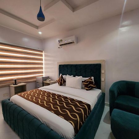 Paradise Beach Resort Lagos Ngoại thất bức ảnh